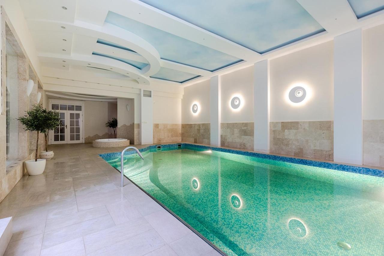 Luxury Villa Indoor Pool Warsaw Magdalenka Esterno foto